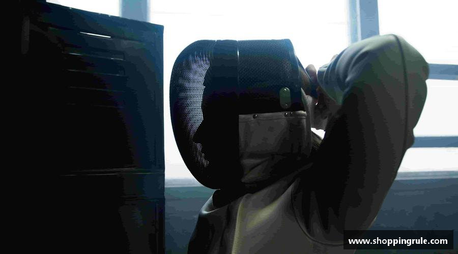 激流勇进，拼搏无畏。
